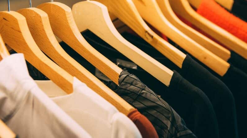 Photo E-commerce Functionality