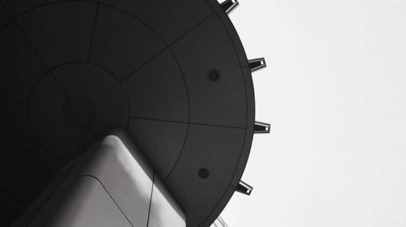 Photo Hosting Providers Reliability