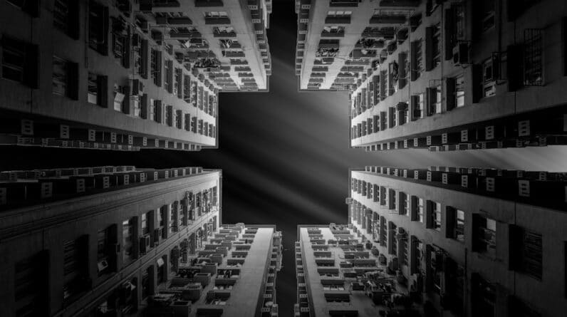 Photo Scalability and Performance