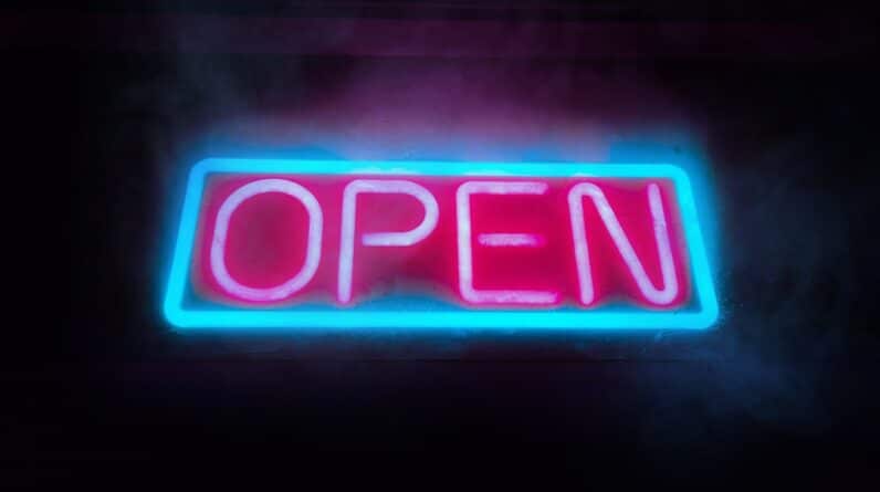 Photo Hosting Options