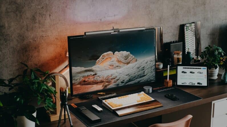 Photo Hosting and Scaling Websites