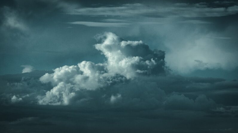 Photo Cloud Hosting Myths